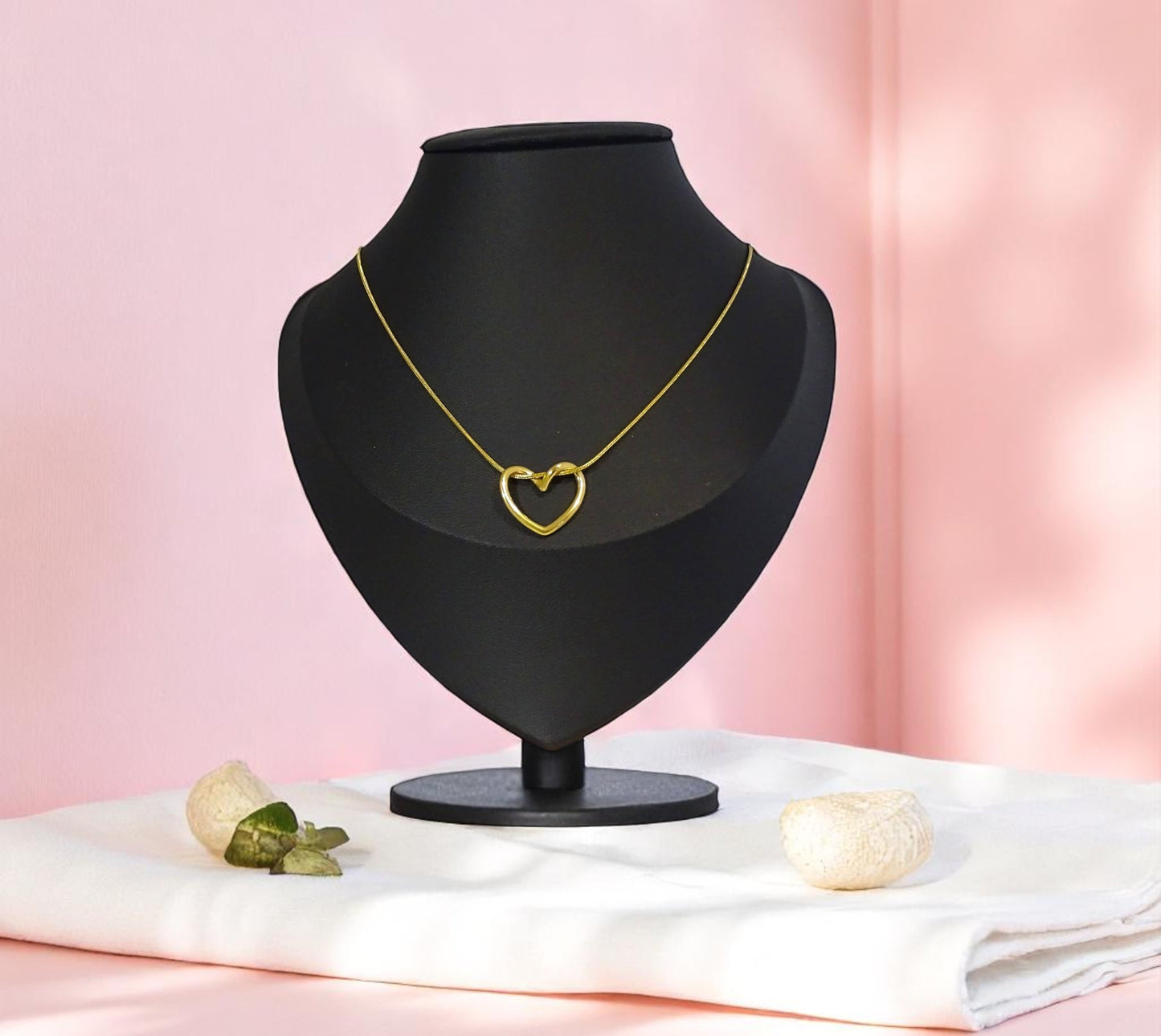 Collier EVA